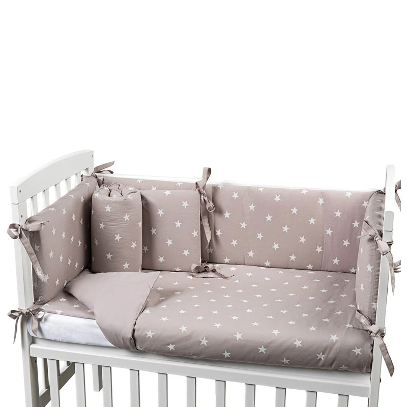 Set 4pz Rivestimento Tessile Piumino, Coprimaterasso, Federa, 2 Paracolpi Per Lettino Lella - Stella 5 Set 4pz Rivestimento Tessile Piumino, Coprimaterasso, Federa, 2 Paracolpi Per Lettino Lella - Stella - immagine 5